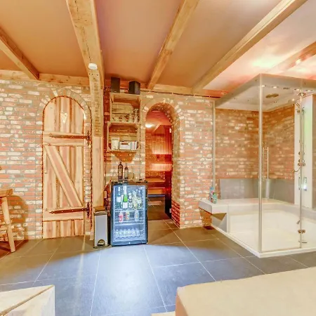 Beautiful Farmhouse In With Wellness And Horse Stable *